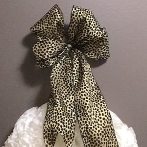 Bow leopard handmade door hanger arts and crafts one of a kind